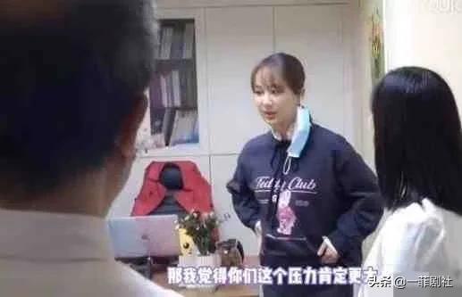 娱乐圈吃瓜打牌是谁,揭秘“吃瓜打牌”事件幕后真相