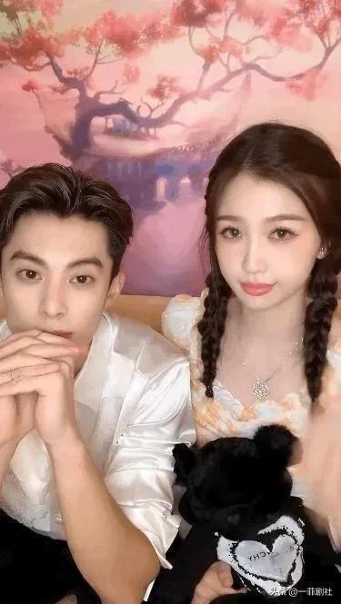 娱乐圈女星吃瓜日常,揭秘明星圈层里的八卦风云